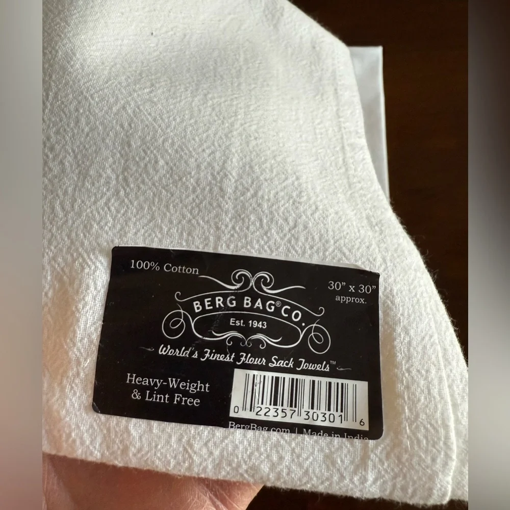 Berg Bag Co | Set (4) Cotton Heavy Lint Free | Flour Sack Towels | 30” X 30” - Picture 2 of 4